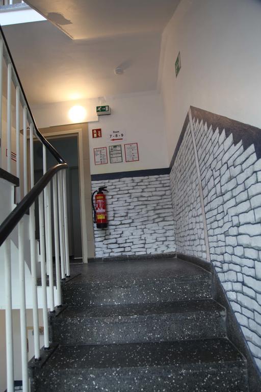 Hotel Moji Koeln 外观 照片