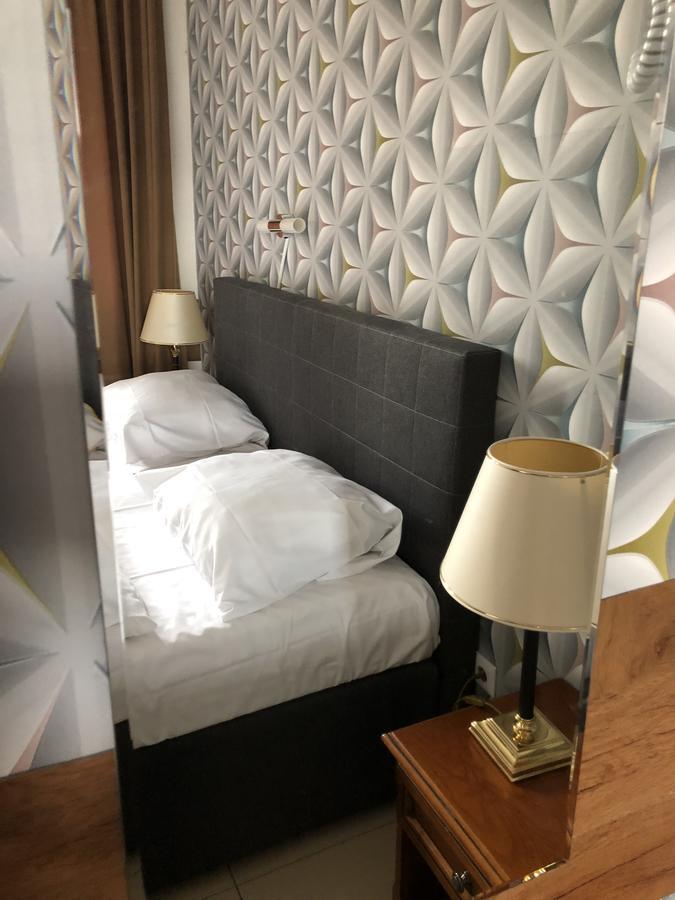 Hotel Moji Koeln 外观 照片