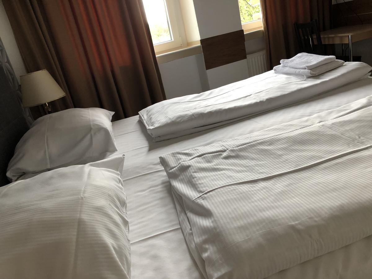 Hotel Moji Koeln 外观 照片